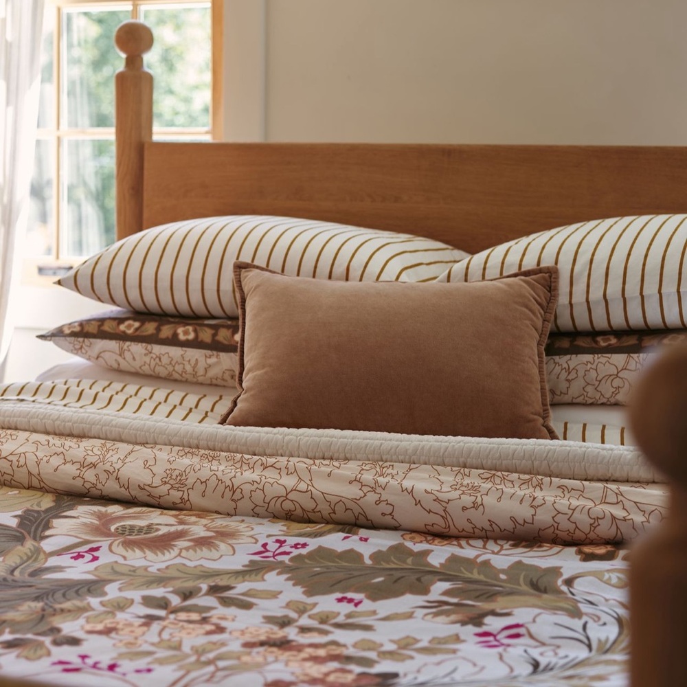 Anthropologie Velvet Trova Pillow - Picture 5 of 10